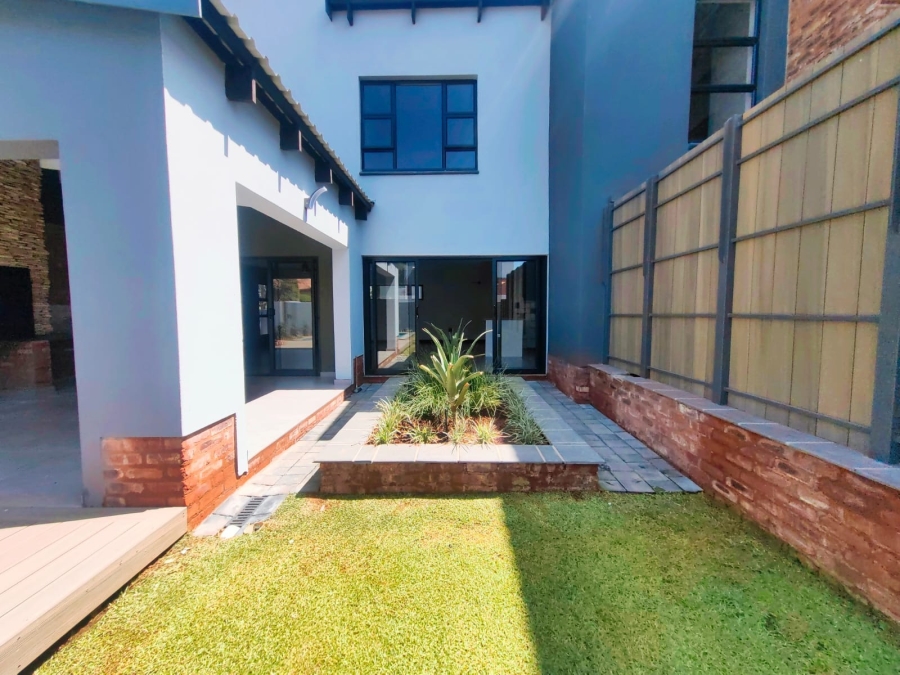 3 Bedroom Property for Sale in Grimbeeck Park North West